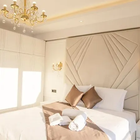 Ozgur Hills Faralya