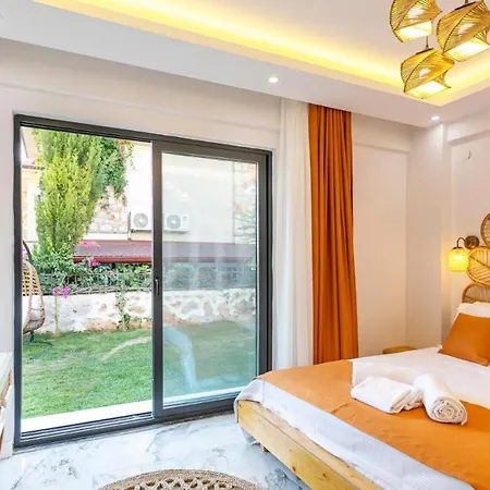 Villa Ozgur Hills *